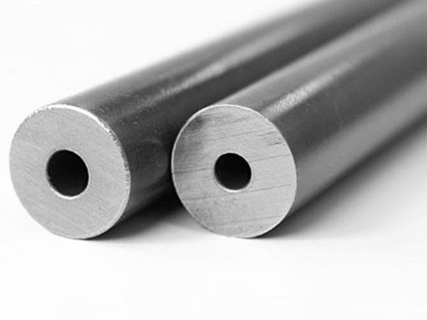 如何选购钢筋挤压螺纹连接套钢管